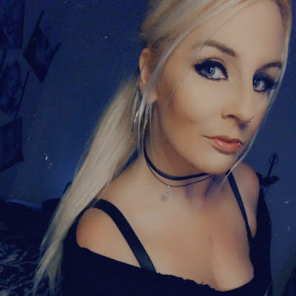 Meet your Posher, Kay
